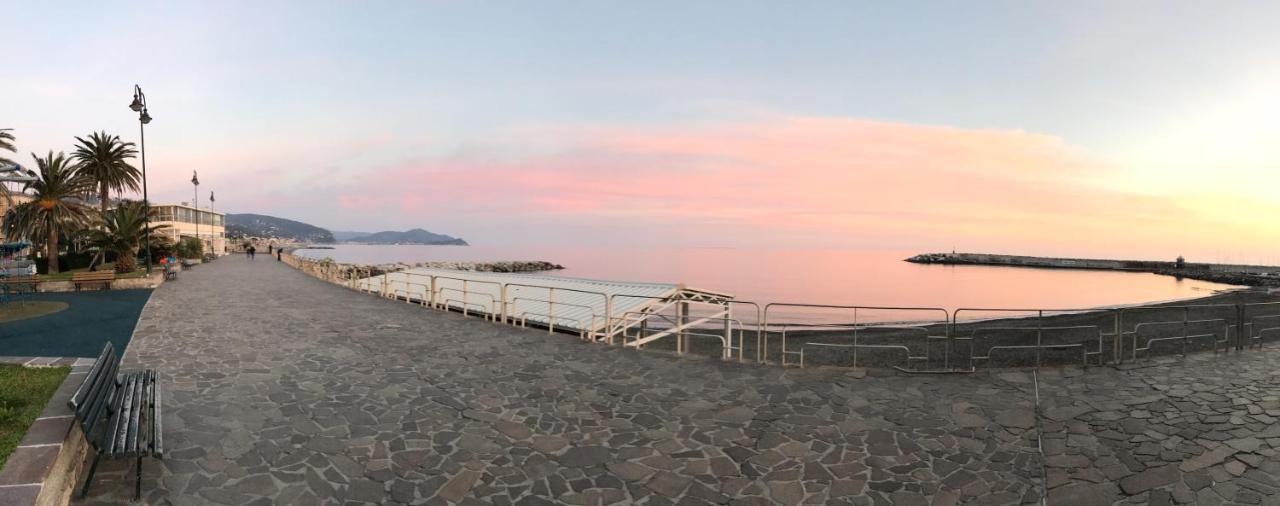 Hotel Bristol Lavagna Luaran gambar